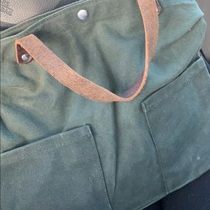 Green Biscuit purse